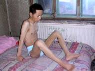 Image for article M. Wu Chunlong a été relâché du camp de travaux forcés de Jiamusi, émacié et inconscient (Photos)