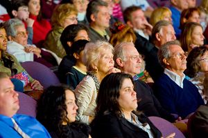 Image for article Un accueil chaleureux des spectateurs à la Première du spectacle de la Divine Performing Arts Touring Company à Sarasota (Photos)