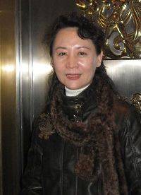 Image for article La poétesse Sheng Xue : Les efforts des pratiquants de Falun Gong bénéficient à tous les Chinois (Photo)