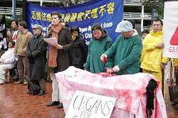 Image for article Sydney : Les pratiquants de Falun Gong appellent à la fin de la persécution au Congrès international de la Société de Transplantation (photos)