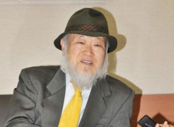 Image for article Divine Performing Arts - Le président de la Ligue Internationale de Photographie découvre les couleurs de ses rêves