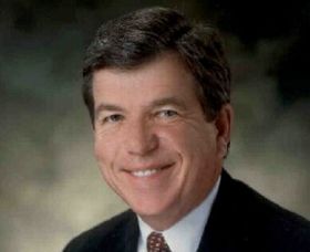 Image for article Deux membres du Congrès des EU. demandent la libération de deux pratiquants emprisonnés en Chine (photos)