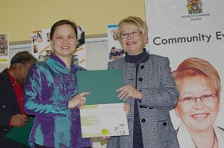 Image for article Toronto, Canada: Une pratiquante reconnue lors de la Journée internationale de la Femme (Photo)