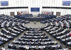 Image for article Le vice-président du Parlement européen identifie la persécution comme un génocide et propose pour le futur un registre de ses auteurs à la Cour pénale internationale