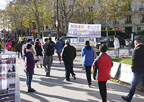 Image for article Paris : Les touristes chinois quittent le Parti communiste