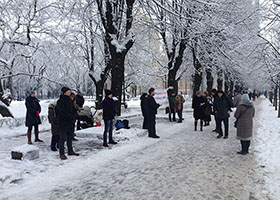 Image for article Les pratiquants de Lettonie éveillent les consciences au sujet de la persécution du Falun Gong