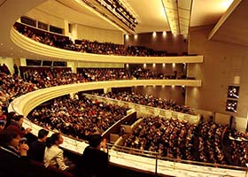 Image for article Shen Yun « nous ramène à quelque chose de très fondamental »