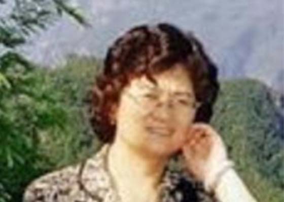 Image for article La mère d'une résidente canadienne emprisonnée pour sa croyance se voit refuser les visites de sa famille depuis deux ans et demi