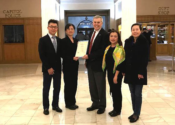 Image for article La Chambre des représentants de l'Arkansas passe une résolution condamnant les prélèvements forcés d'organes en Chine