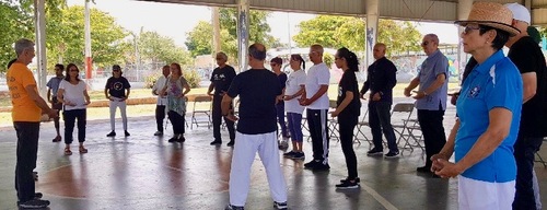 Image for article Porto Rico : Présentation du Falun Dafa lors de la Journée internationale du Tai Chi et du Qigong