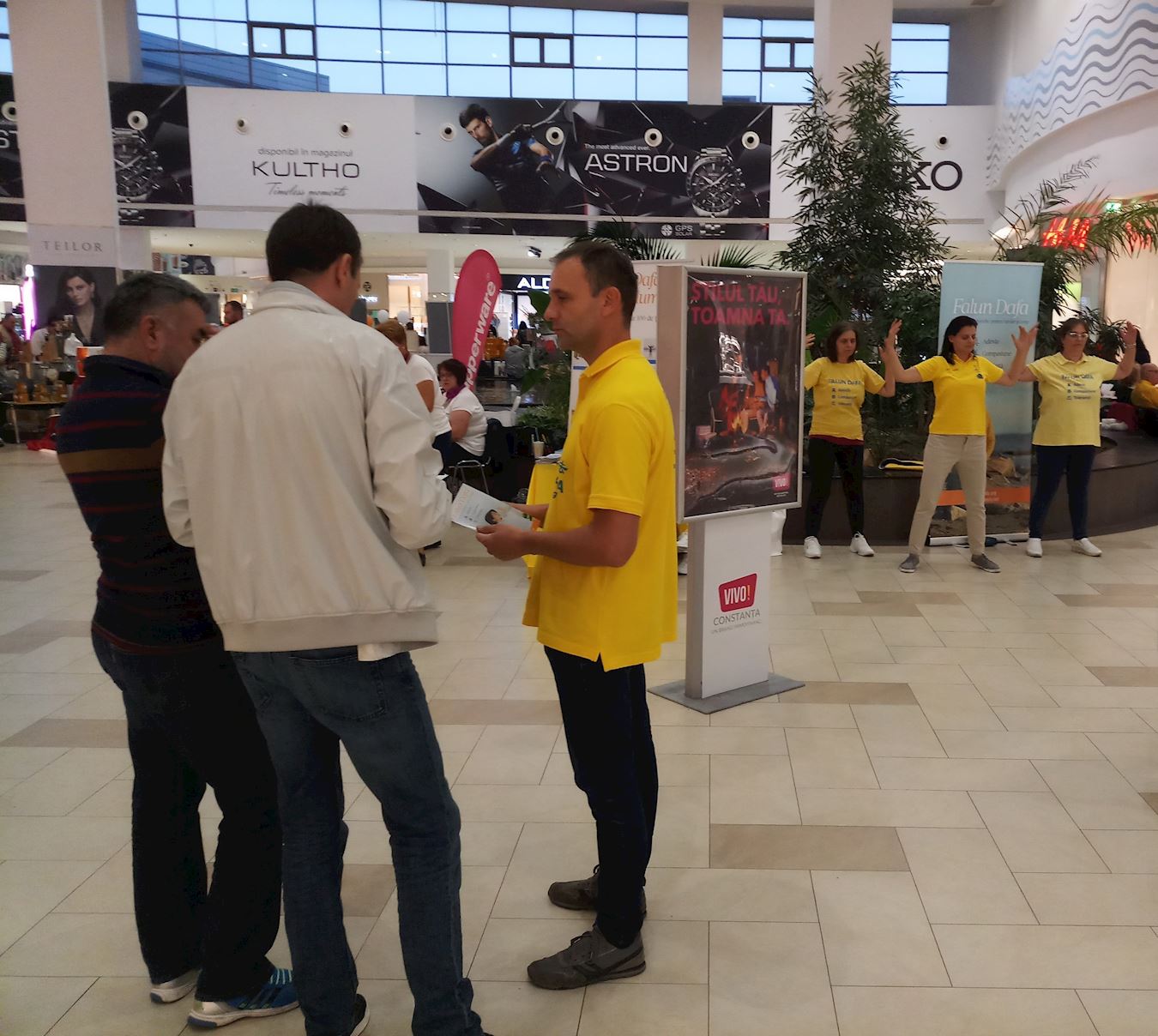 Image for article Roumanie : Présenter le Falun Gong à l’Exposition Nature