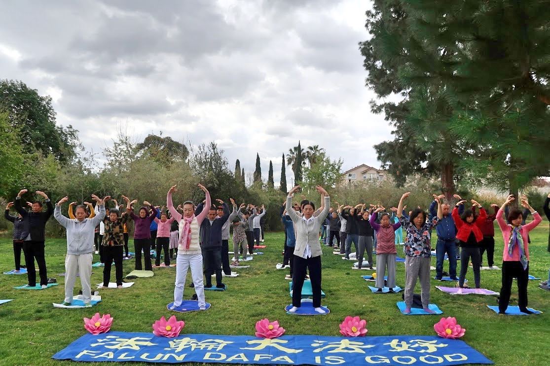 Image for article Los Angeles : Les pratiquants demandent que Jiang Zemin soit traduit en justice