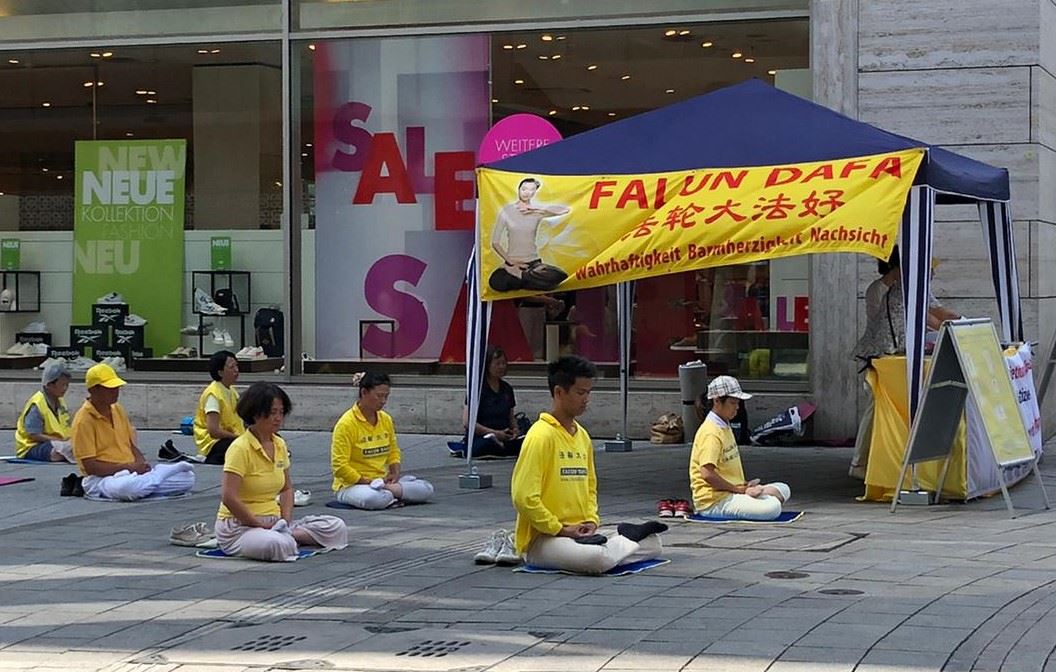 Image for article Stuttgart, Allemagne : Vous devez continuer à dénoncer la persécution du PCC