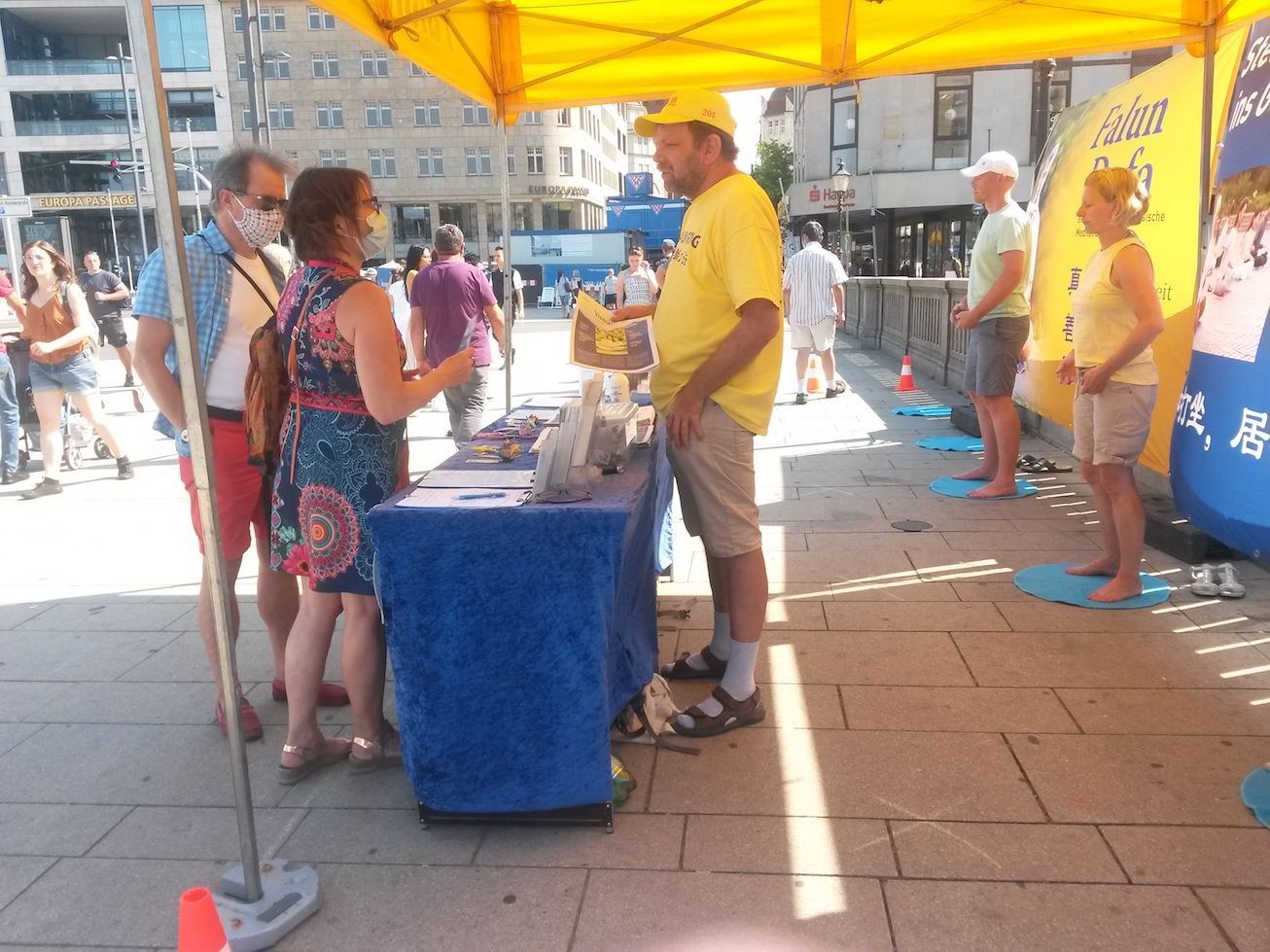 Image for article Allemagne : Les gens de Hambourg condamnent les prélèvements forcés d'organes en Chine