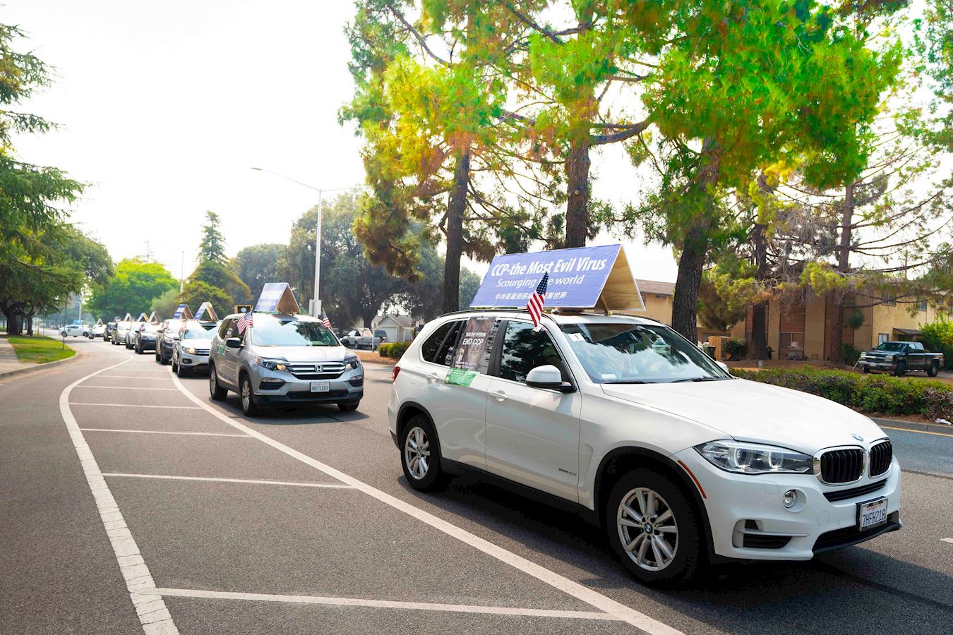 Image for article Fremont, Californie : Une caravane d'automobiles présente le Falun Gong et éveille les consciences sur la persécution