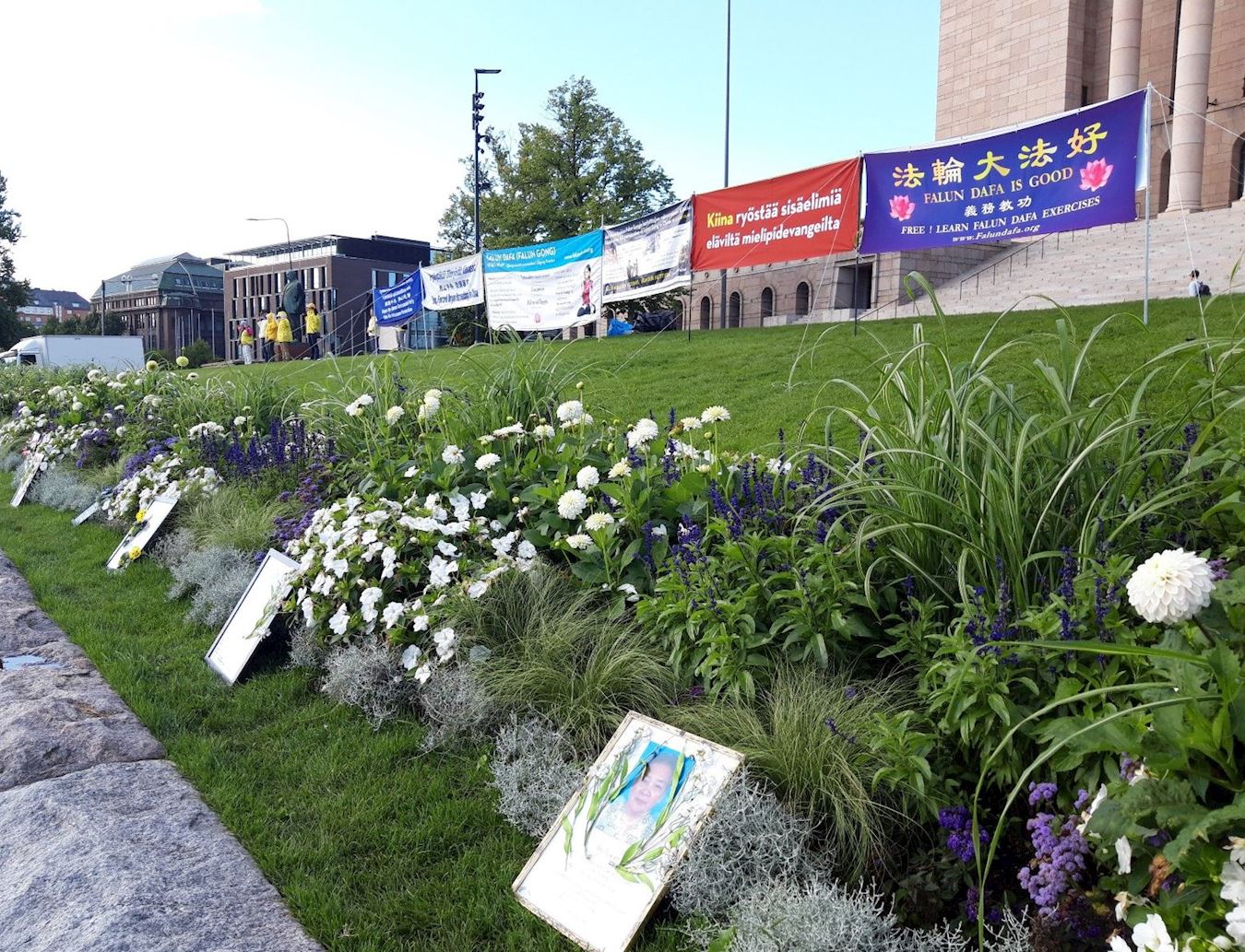 Image for article Finlande : Des députés et des citoyens soutiennent le Falun Gong et demandent de mettre fin à la persécution en Chine