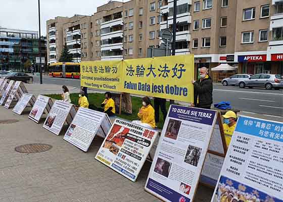 Image for article Varsovie : Commémoration de l’Appel du 25 avril 1999