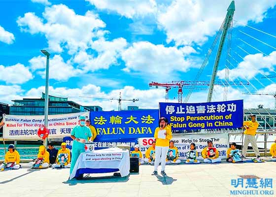 Image for article Les efforts des pratiquants d’Irlande pour dénoncer des décennies de persécution par le régime chinois reçoivent le soutien des élus