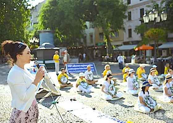 Image for article Un événement organisé à Bratislava, en Slovaquie, attire l'attention sur vingt-deux ans de persécution du Falun Gong