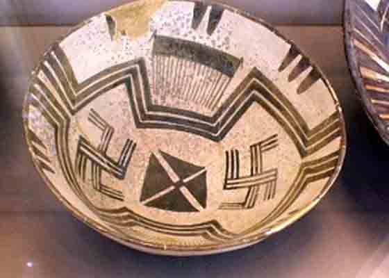 Image for article Dissocier le symbole 卍 de celui des nazis (1<SUP>re</SUP> partie)