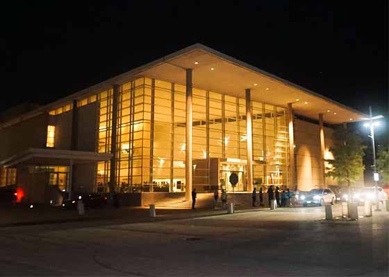 Image for article Un public élogieux accueille le retour de Shen Yun au Texas : « Revigorant pour le cœur »