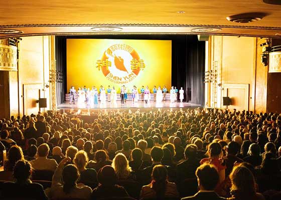 Image for article Shen Yun fait salle comble à New Brunswick, New Jersey : « Grâce, beauté et convivialité »