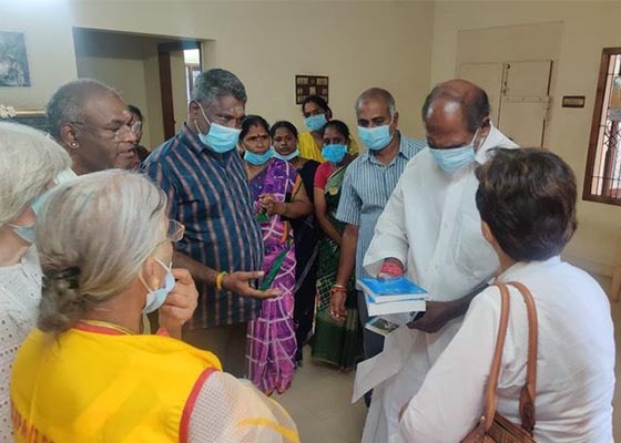 Image for article Le Falun Dafa présenté au 25<sup>e</sup> Salon du livre de Pondichéry, en Inde