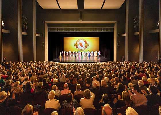 Image for article Shen Yun continue d’éblouir les amateurs d’arts de la scène européens et américains et entreprend une tournée au Mexique