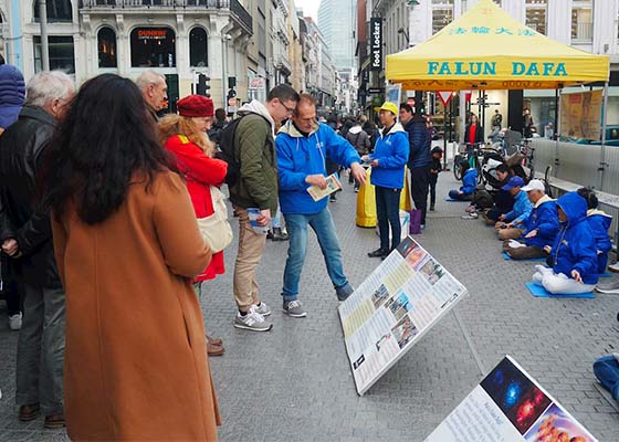 Image for article Belgique : Les gens espèrent qu’Authenticité-Bienveillance-Tolérance se répandra dans le monde entier