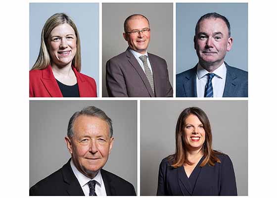 Image for article Londres, Royaume-Uni : Des fonctionnaires et des citoyens condamnent la persécution du Falun Dafa par le PCC lors d’un rassemblement à l’occasion de la Journée des droits de l’homme