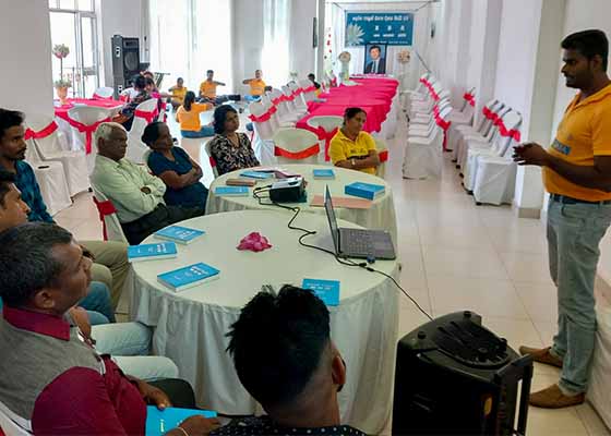 Image for article Sri Lanka : Célébrer la Journée mondiale du Falun Dafa et présenter la pratique à des amis et à la famille