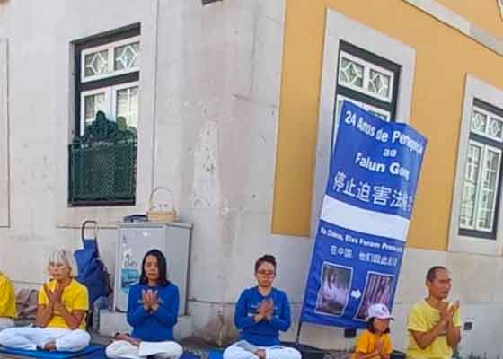 Image for article Portugal : Des pratiquants manifestent pacifiquement devant le consulat de Chine le 20 juillet