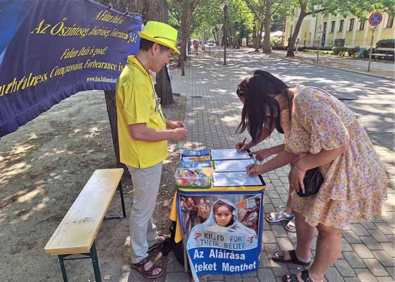 Image for article Un Hongrois : « Je suis heureux que nos signatures contribuent à mettre fin à la persécution »