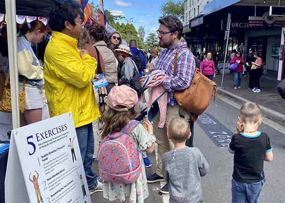 Image for article Australie : Présentation du Falun Gong au public lors de la foire des Blue Mountains